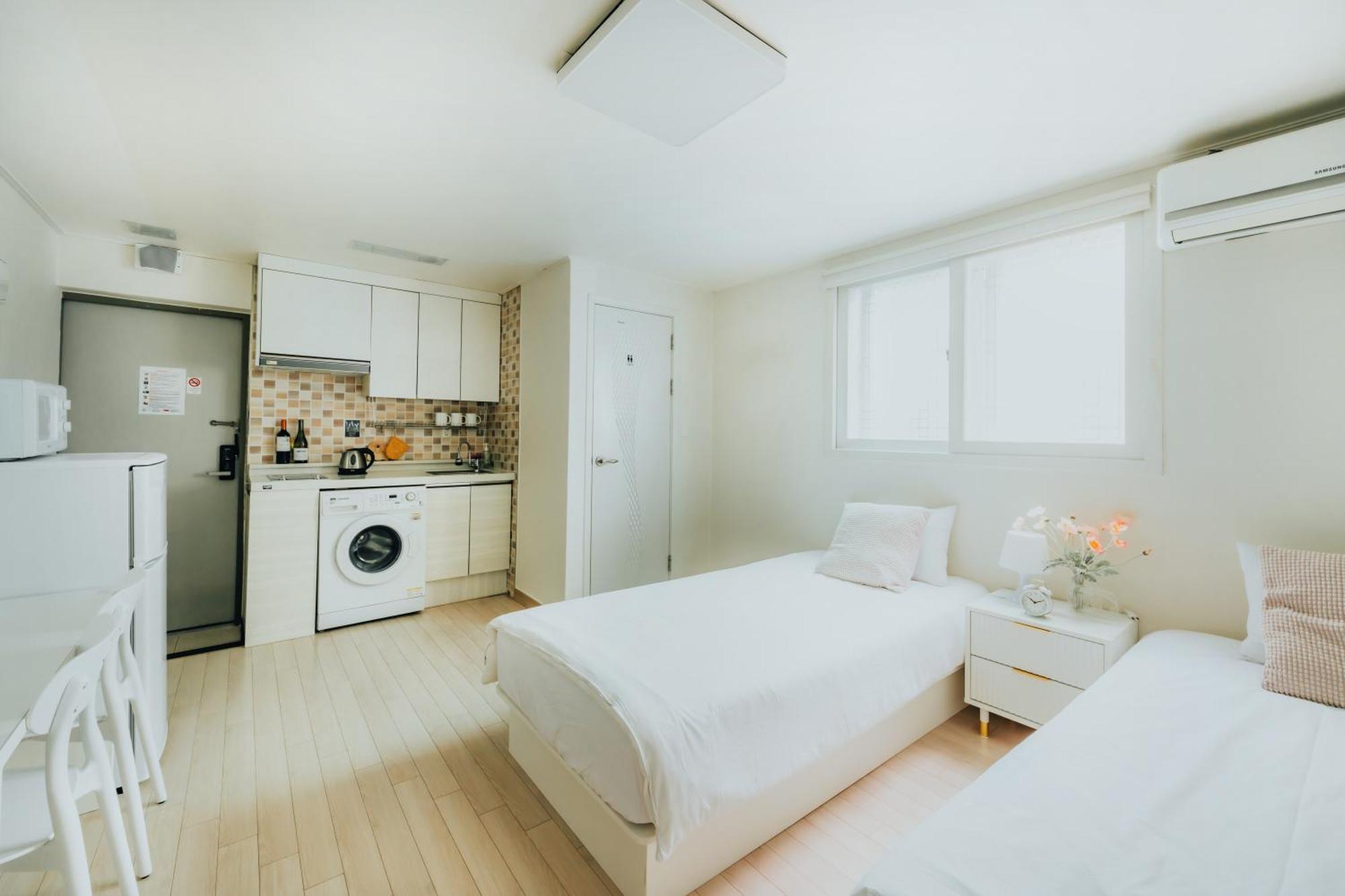 Dk House Apartment Seoul Exterior photo