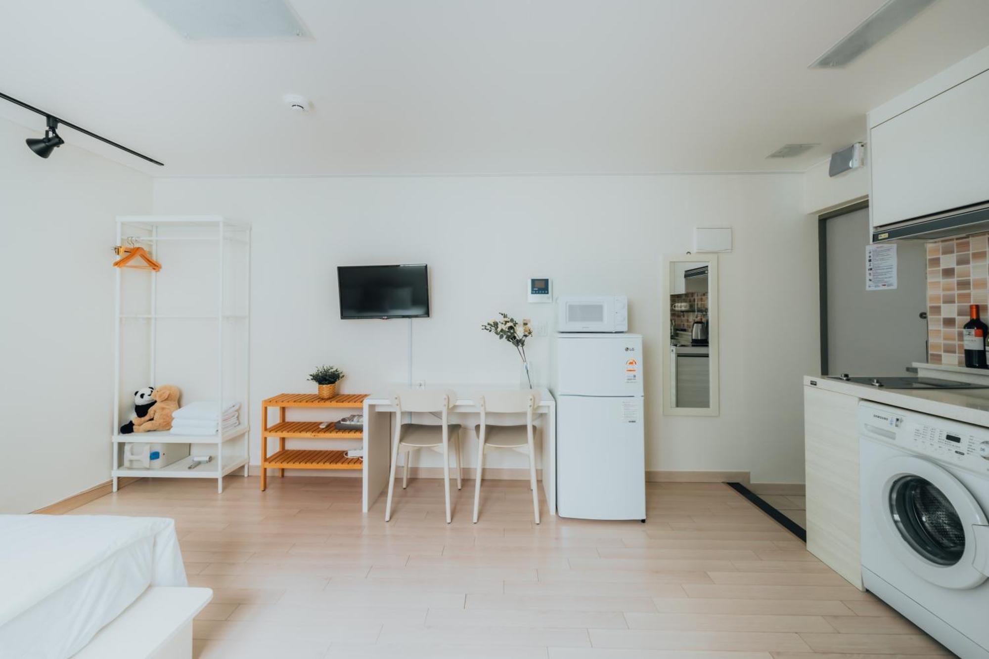 Dk House Apartment Seoul Exterior photo