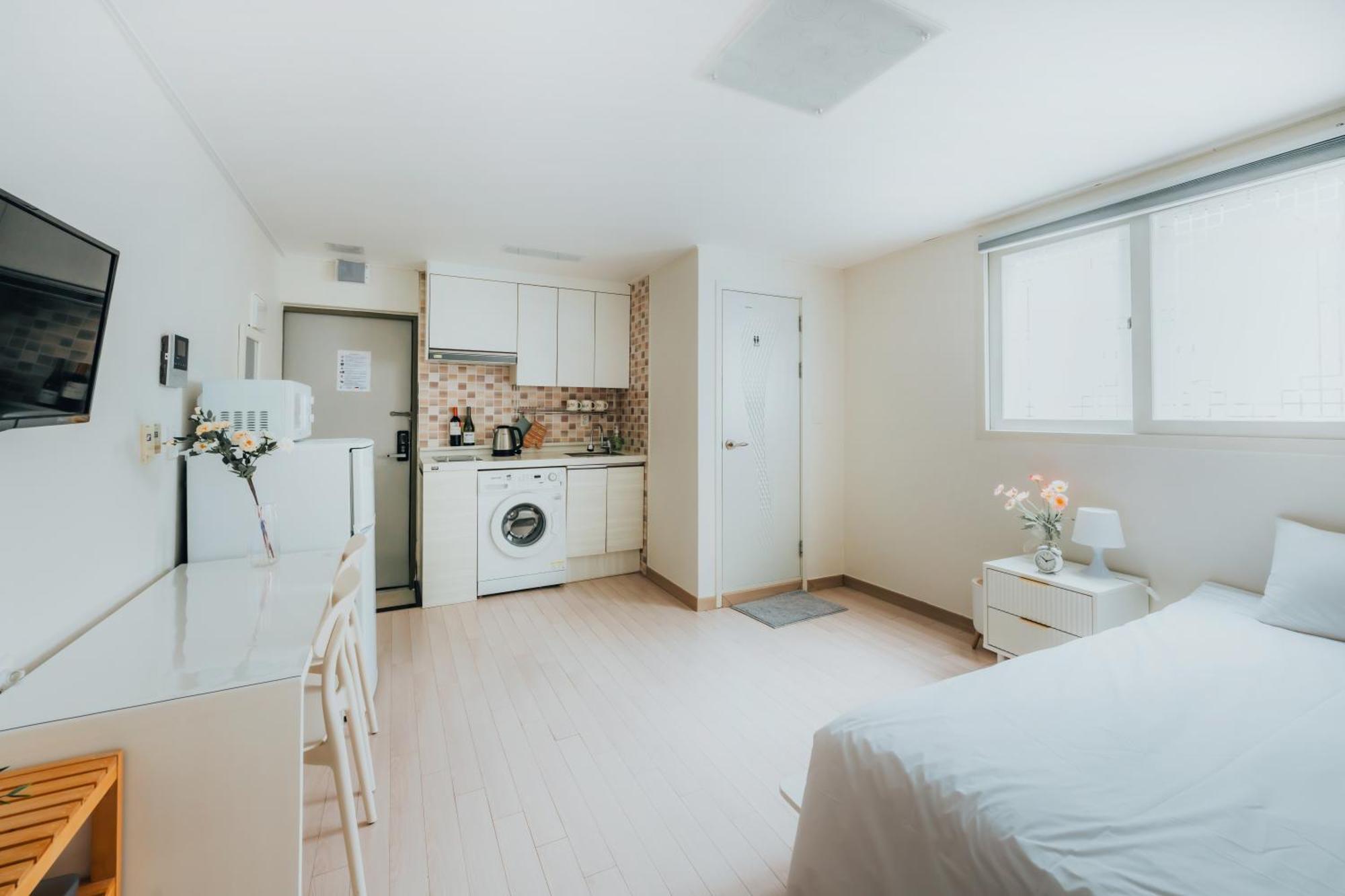 Dk House Apartment Seoul Exterior photo