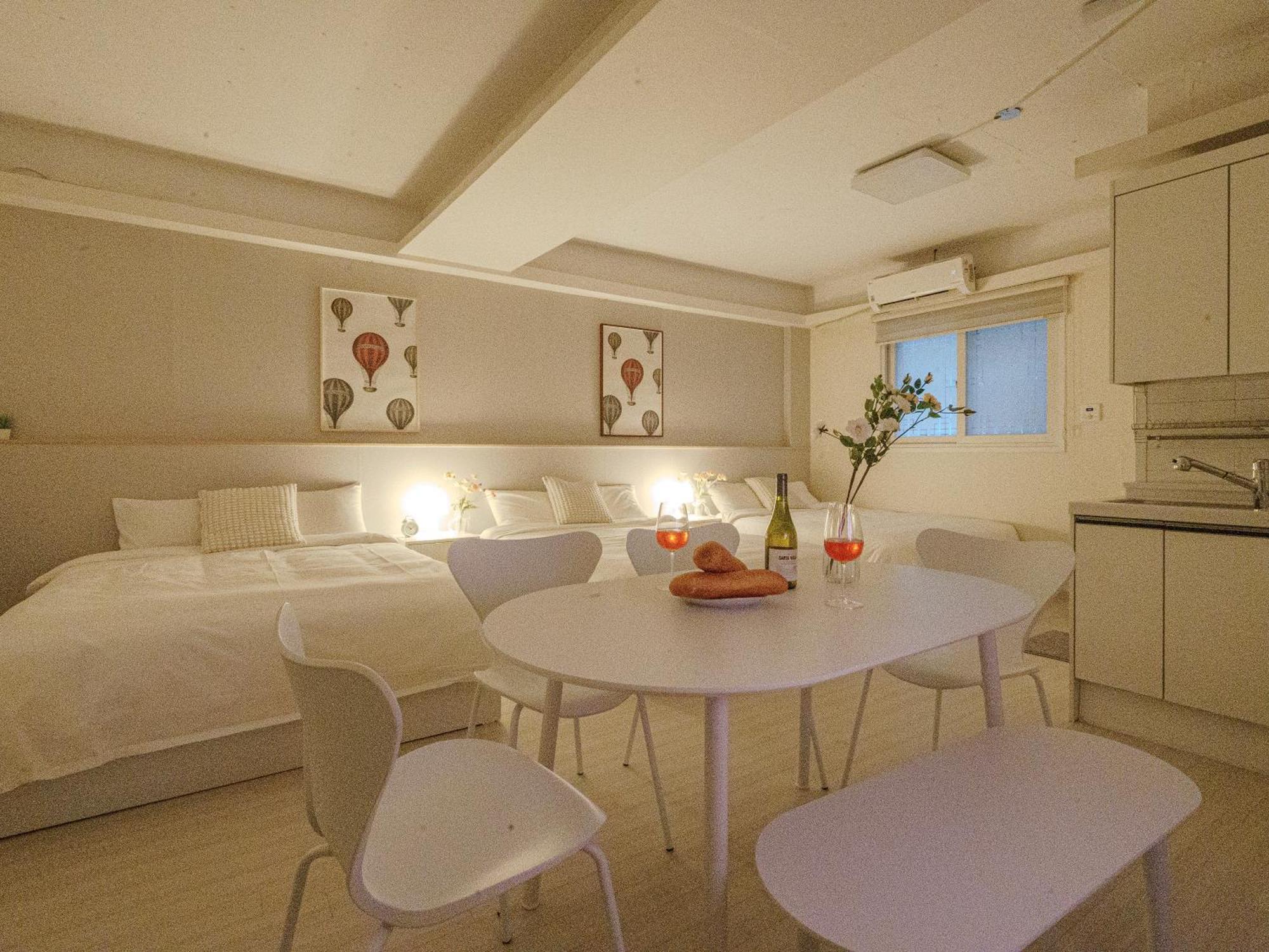 Dk House Apartment Seoul Exterior photo